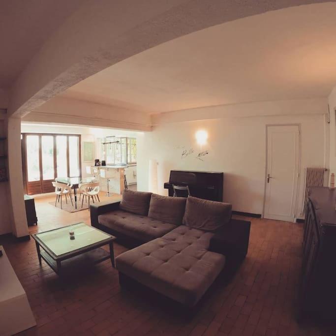 Charmant Rez De Villa Climatise Renove, 90M2 Avec Parking Cassis Exteriér fotografie