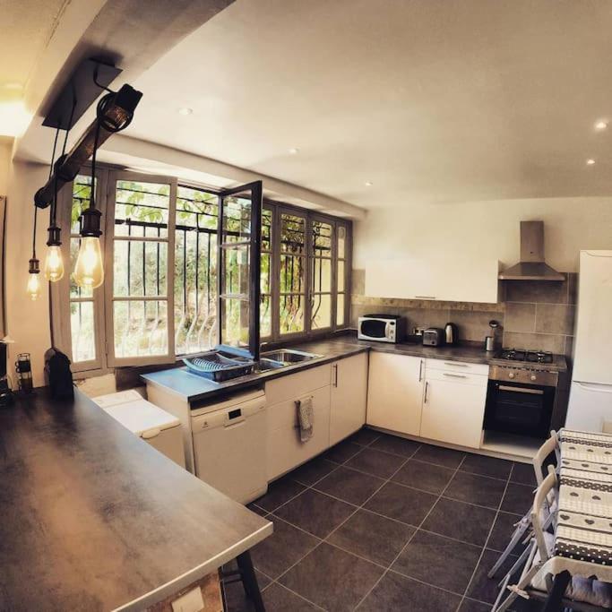 Charmant Rez De Villa Climatise Renove, 90M2 Avec Parking Cassis Exteriér fotografie