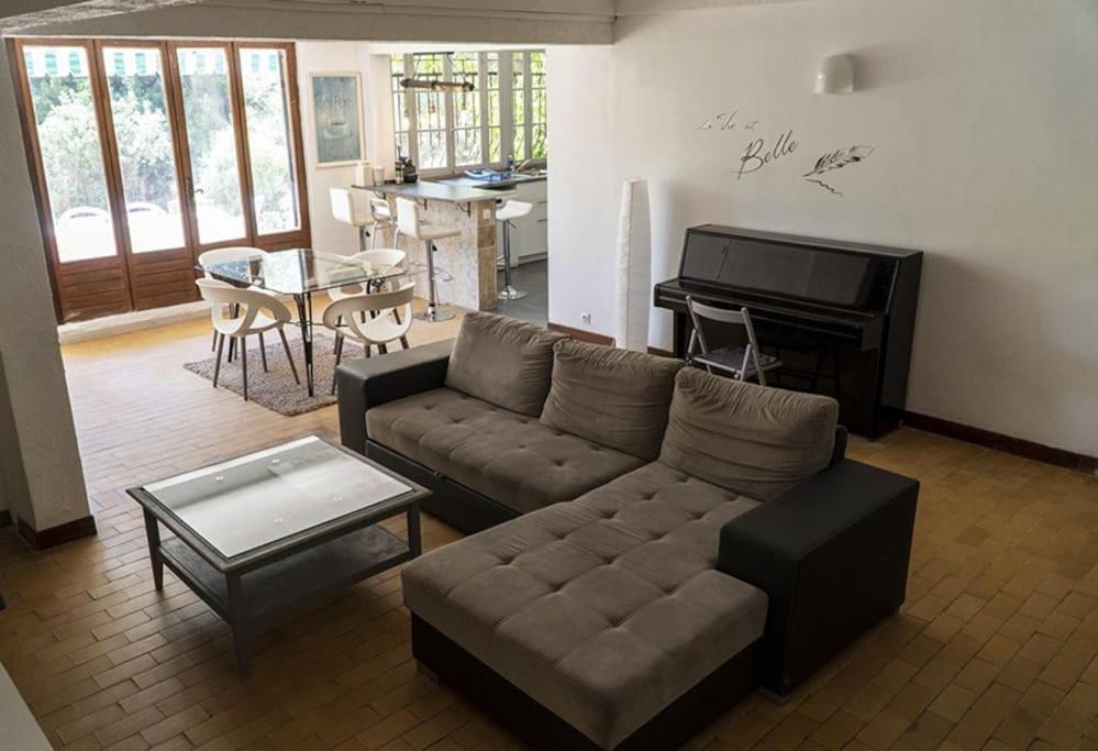 Charmant Rez De Villa Climatise Renove, 90M2 Avec Parking Cassis Exteriér fotografie